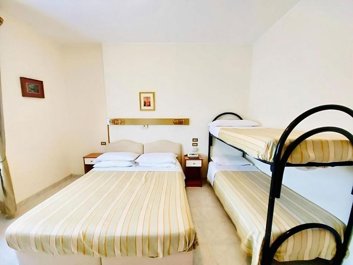Albergo delle Rose Bagnara Calabra Eksteriør billede